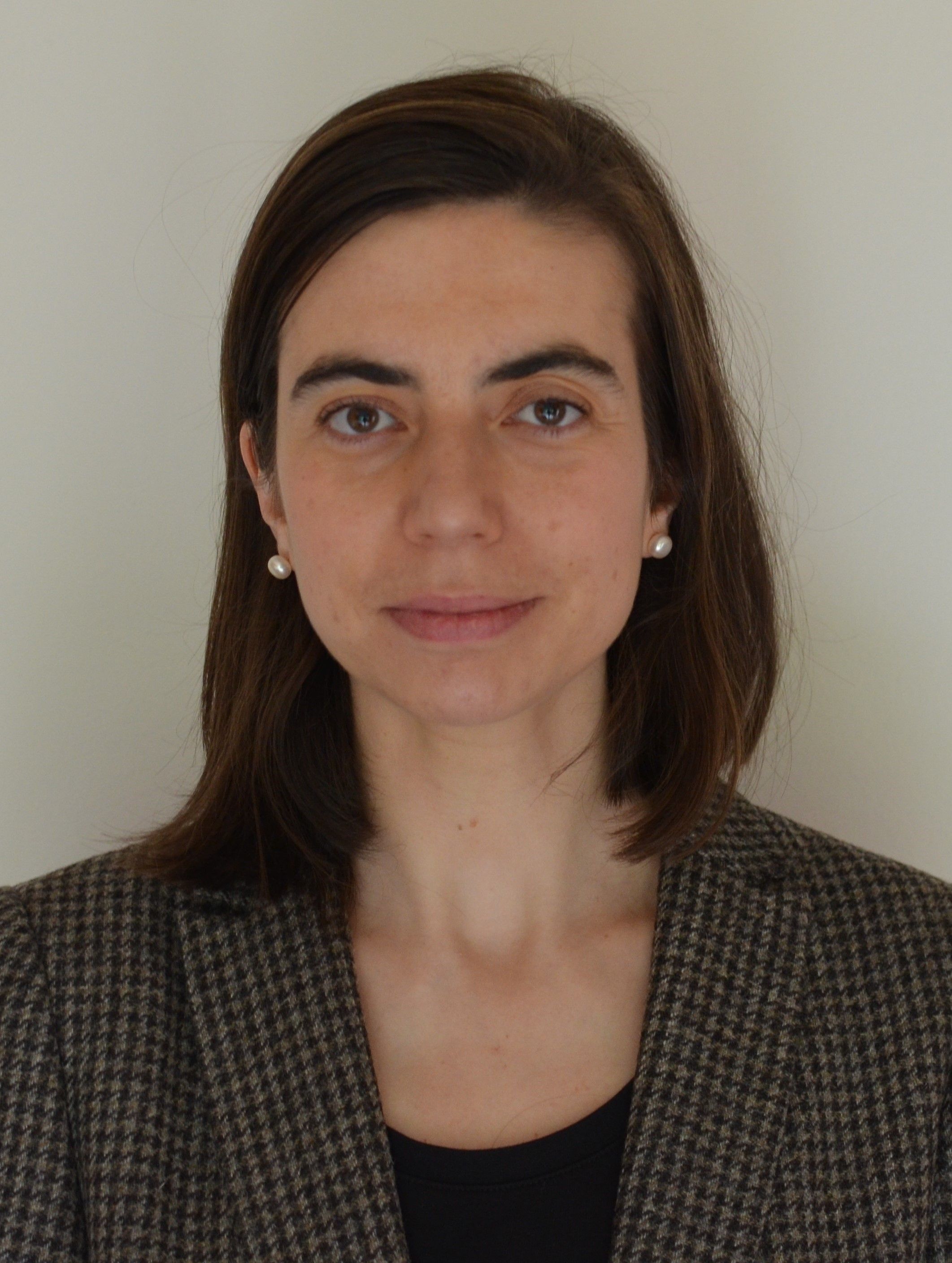 Foto Perfil Constanza Small Representante UDD (suplente)