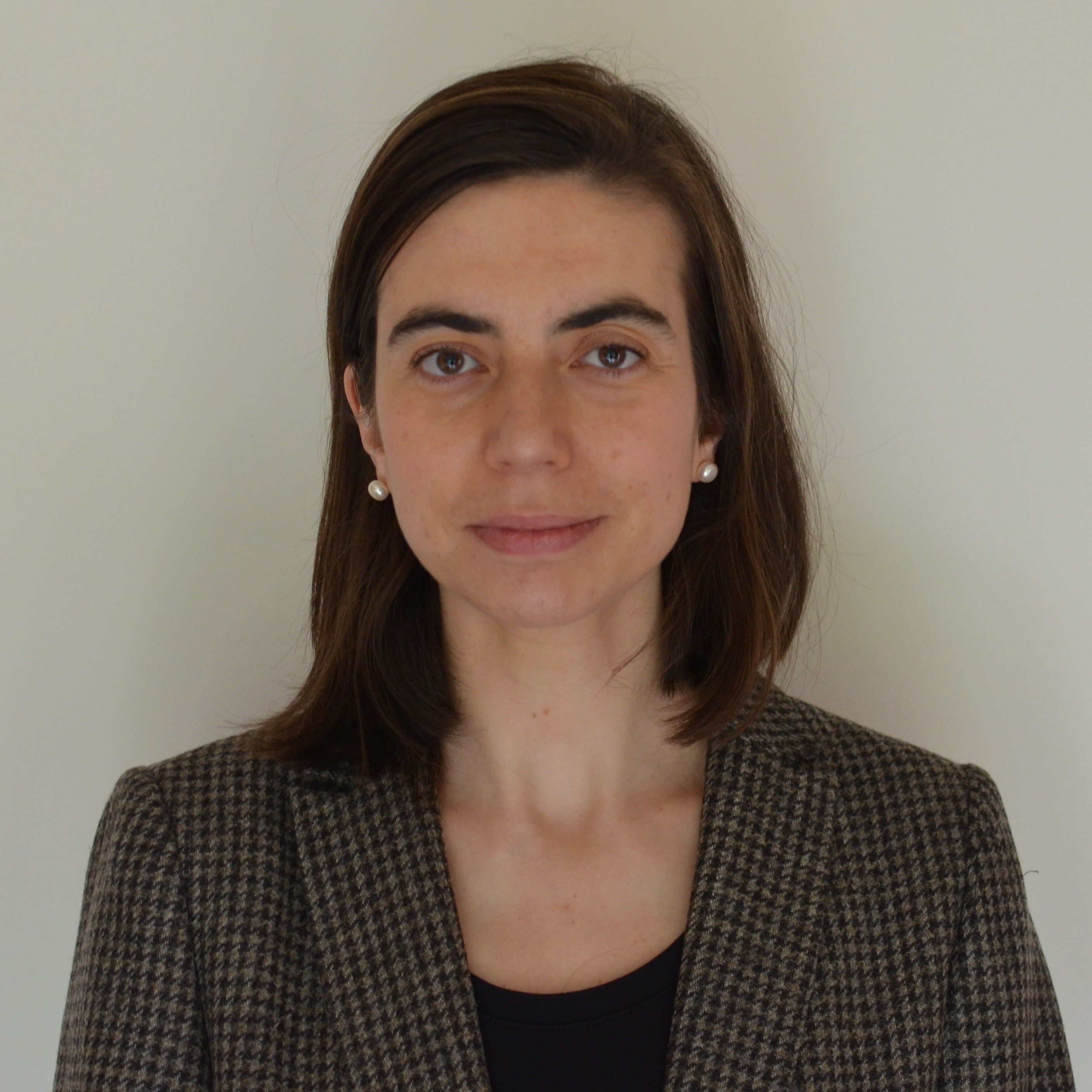 Foto Perfil Constanza Small Representante UDD (suplente)